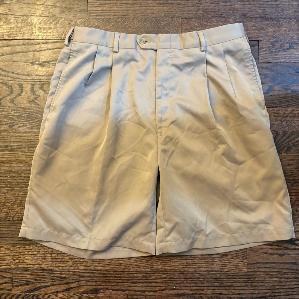 Jos. A. Bank Tan Leadbetter Golf Shorts Size 36 Reg